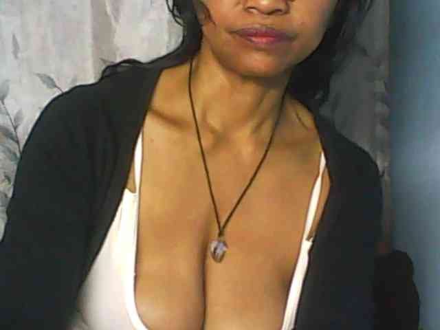 Cute0403 webcam