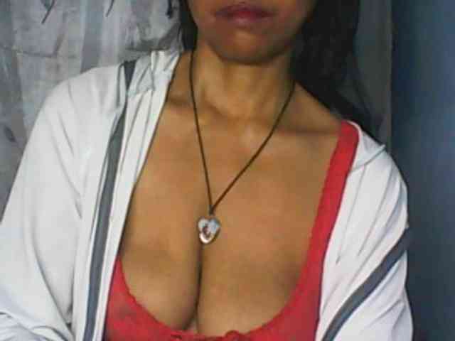 Cute0403 webcam