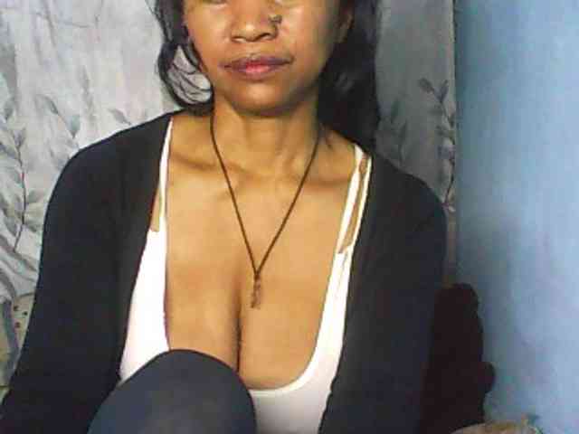 Cute0403 webcam