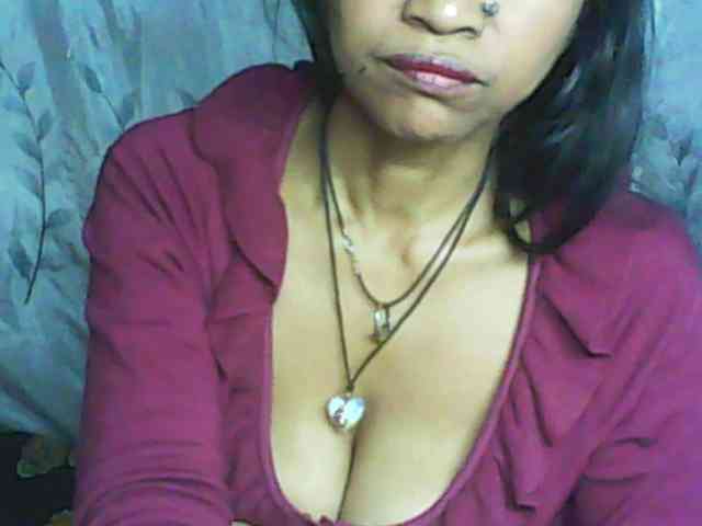 Cute0403 webcam