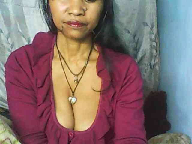 Cute0403 webcam