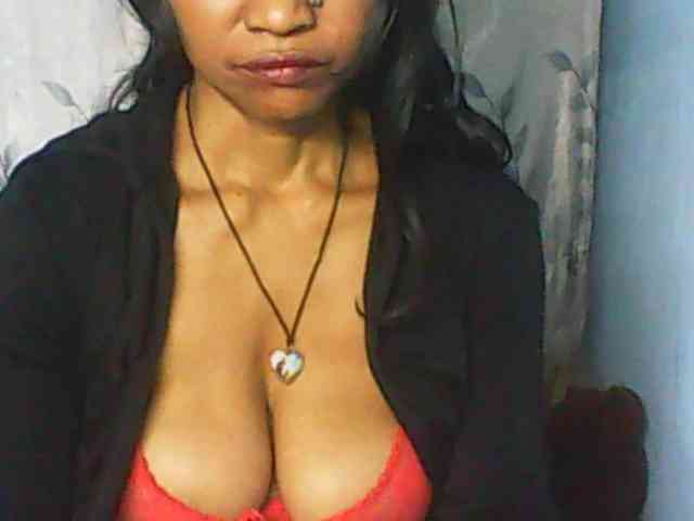 Cute0403 webcam