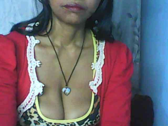 Cute0403 webcam