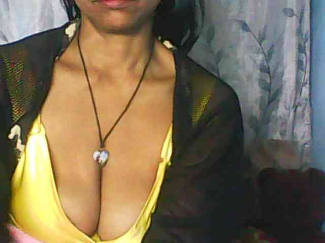 Cute0403 webcam