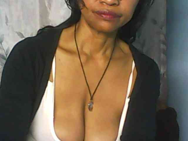 Cute0403 webcam