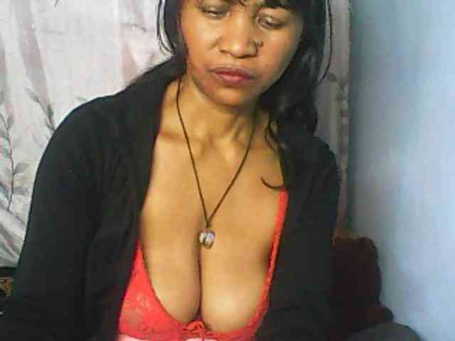 Cute0403 webcam