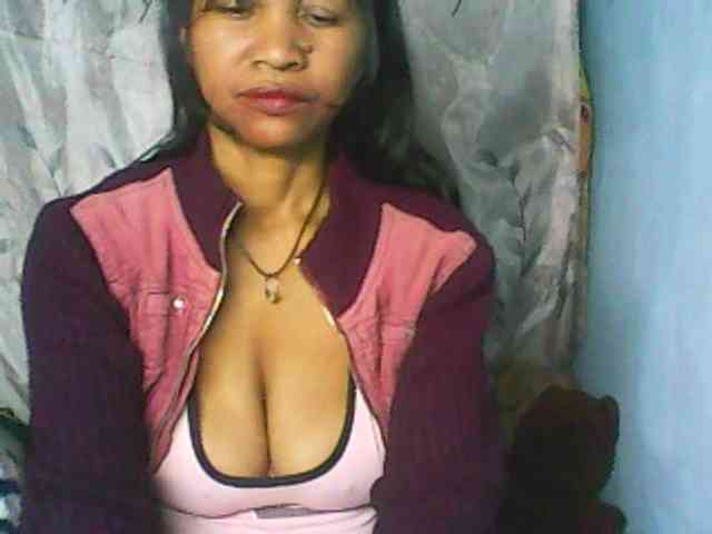 Cute0403 webcam
