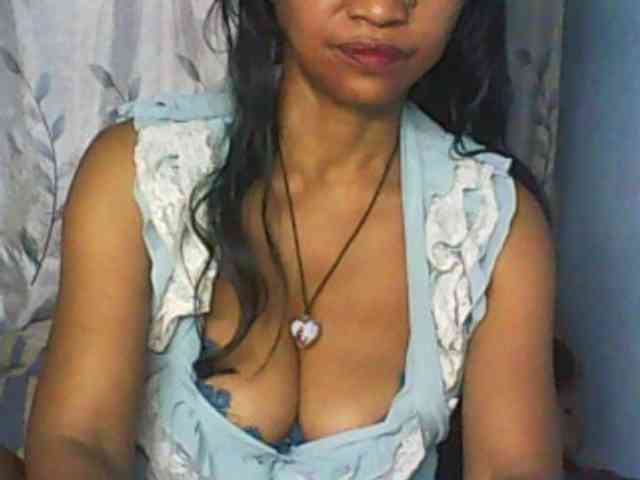 Cute0403 webcam