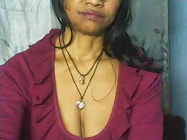 Cute0403 webcam