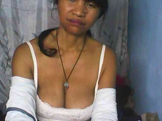 Cute0403 webcam