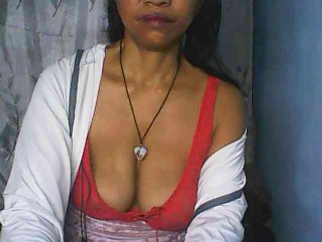 Cute0403 webcam