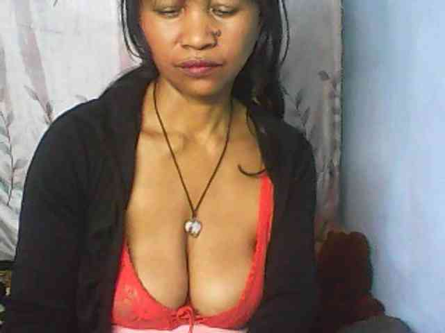 Cute0403 webcam
