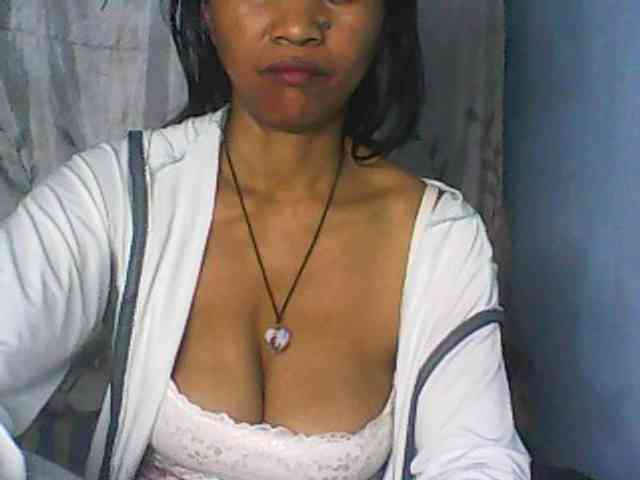 Cute0403 webcam