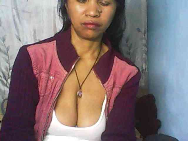 Cute0403 webcam