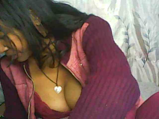 Cute0403 webcam