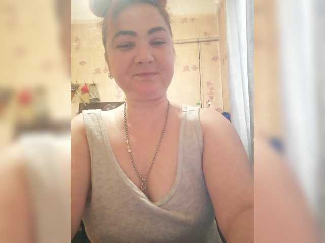 SweetMAZDA's BongaCams show and profile