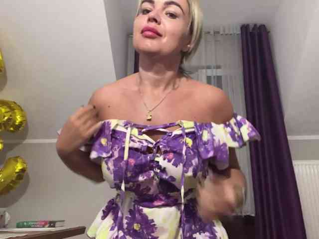 JennyLUST webcam