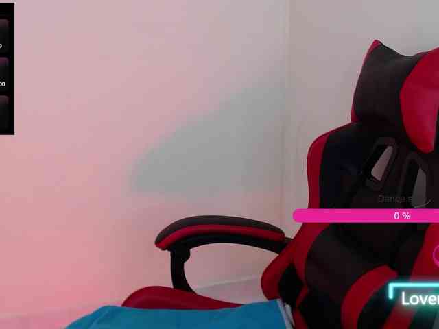 MiaRobinn webcam