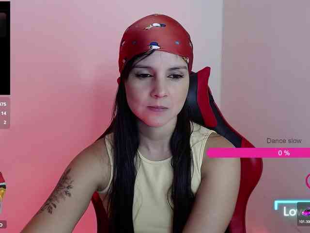 MiaRobinn webcam