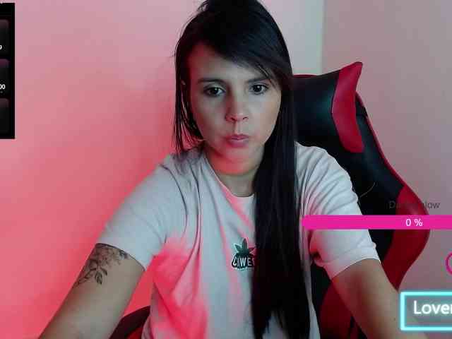 MiaRobinn webcam