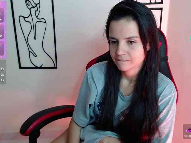 MiaRobinn webcam