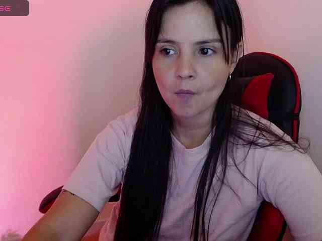 MiaRobinn