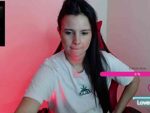 MiaRobinn webcam
