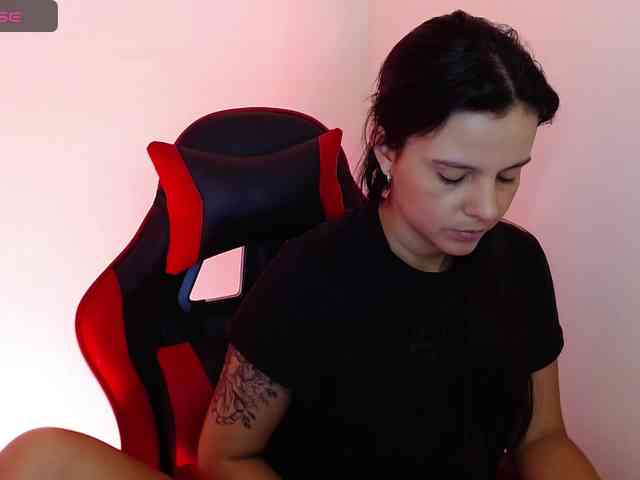 MiaRobinn