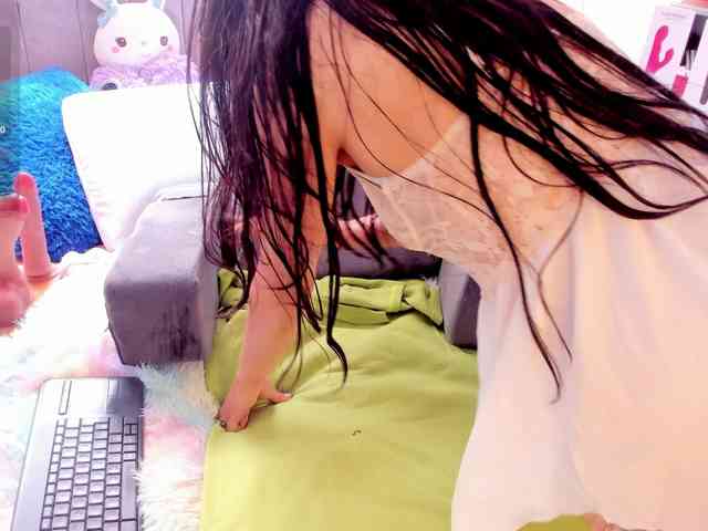 Rapunzell-- webcam