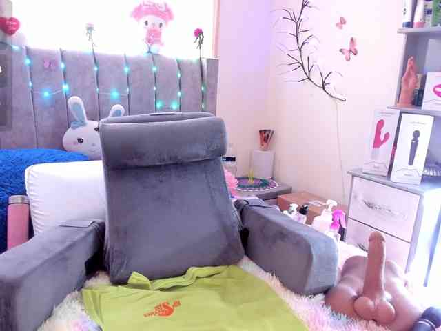 Rapunzell-- webcam