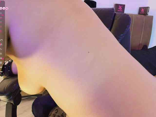 Rapunzell-- webcam