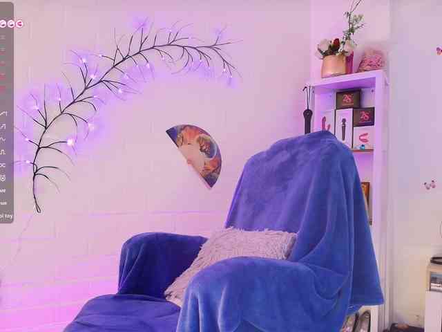 Rapunzell-- webcam