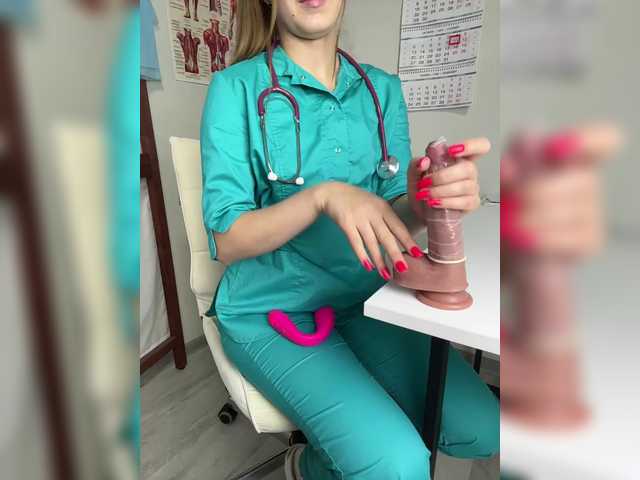 Adelaida1001 from BongaCams is Freechat