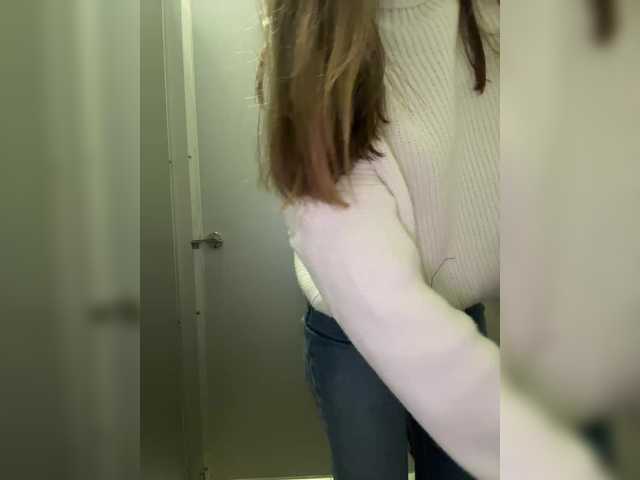 Adelaida1001 Live Webcam on BongaCams