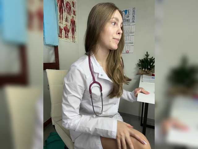 Adelaida1001's BongaCams show and profile