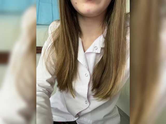 Adelaida1001's BongaCams show and profile