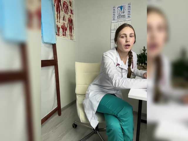 Adelaida1001's BongaCams show and profile