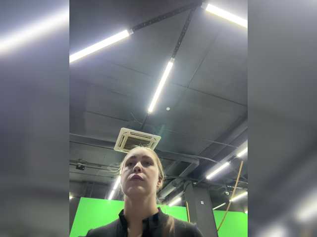 Adelaida1001 from BongaCams