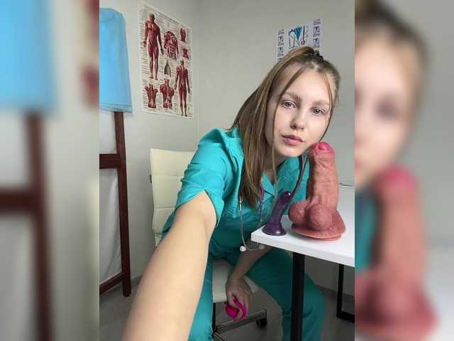 Adelaida1001 from BongaCams is Freechat