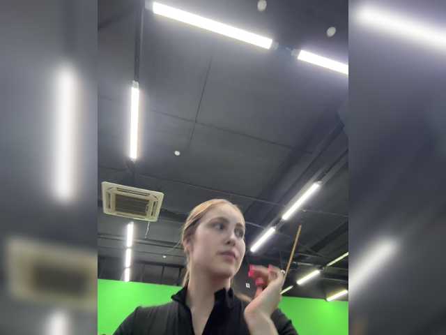 Sex chat gratuit in direct cu Adelaida1001 pe BongaCams