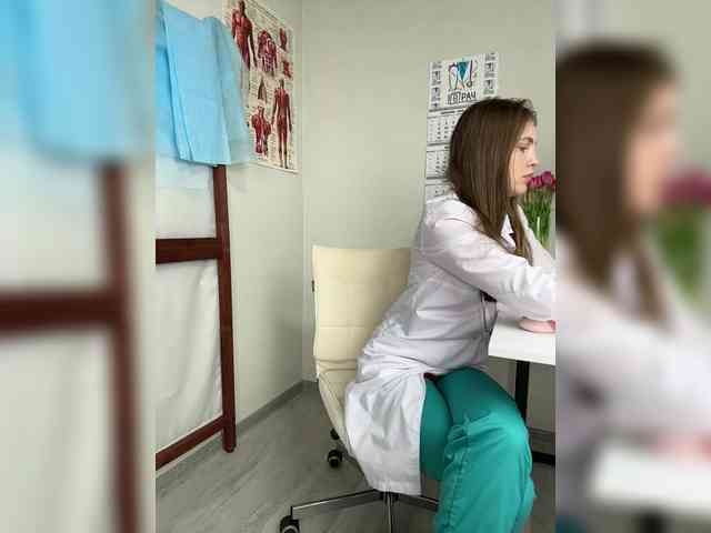 Adelaida1001 Live Webcam on BongaCams