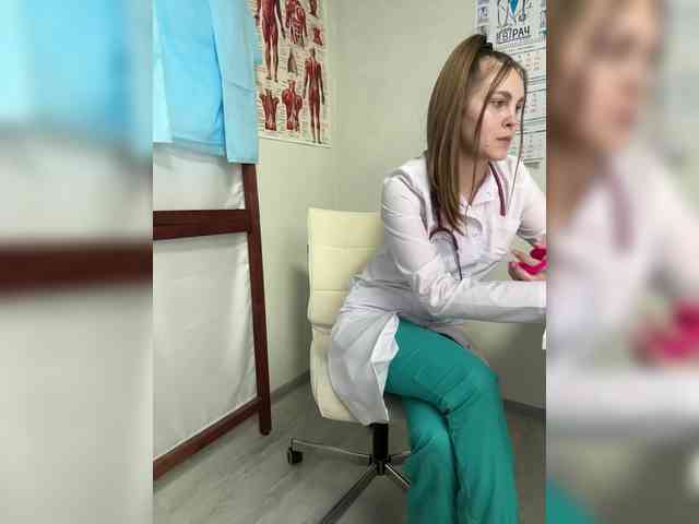 Adelaida1001 Live Webcam on BongaCams