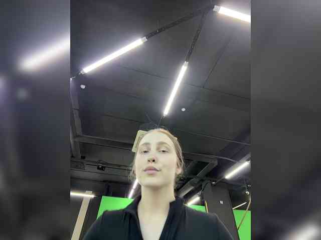 sweetAdel webcam