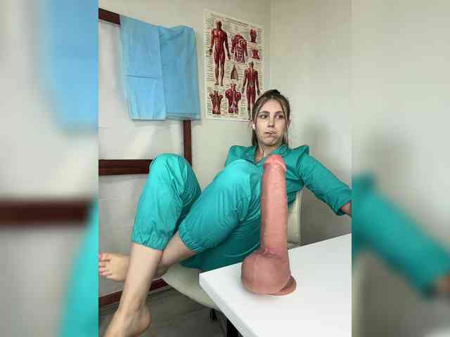 Adelaida1001's webcam live show