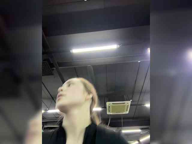 sweetAdel webcam
