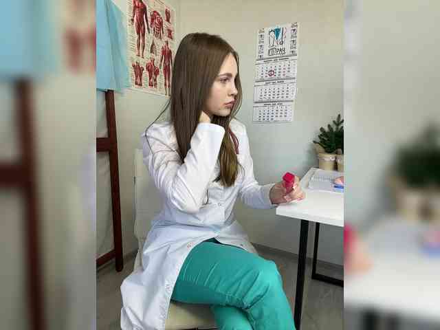 Adelaida1001 Live Webcam on BongaCams