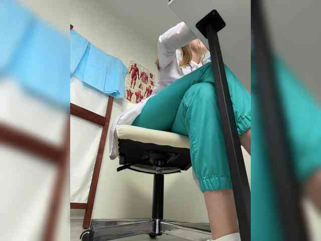 Adelaida1001 Live Webcam on BongaCams