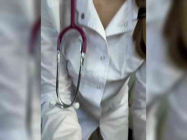 Adelaida1001 Live Webcam on BongaCams