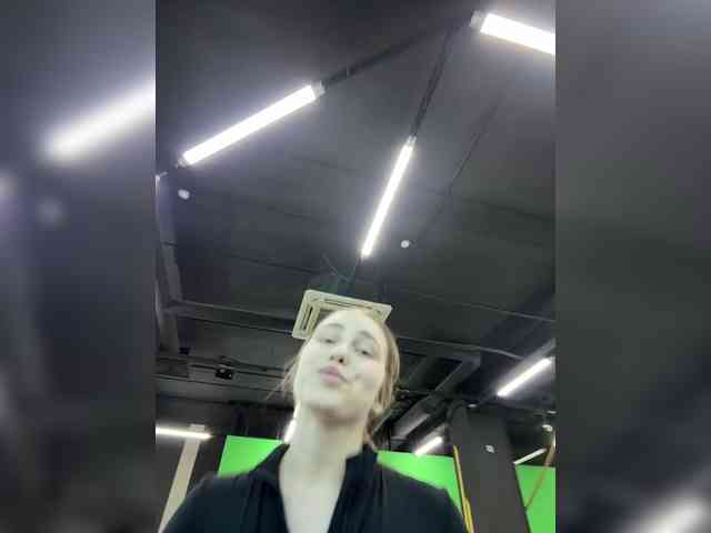 sweetAdel webcam
