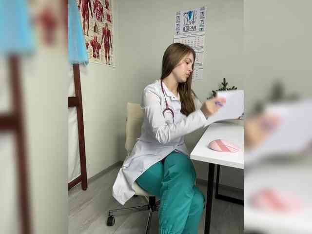 Adelaida1001 Live Webcam on BongaCams